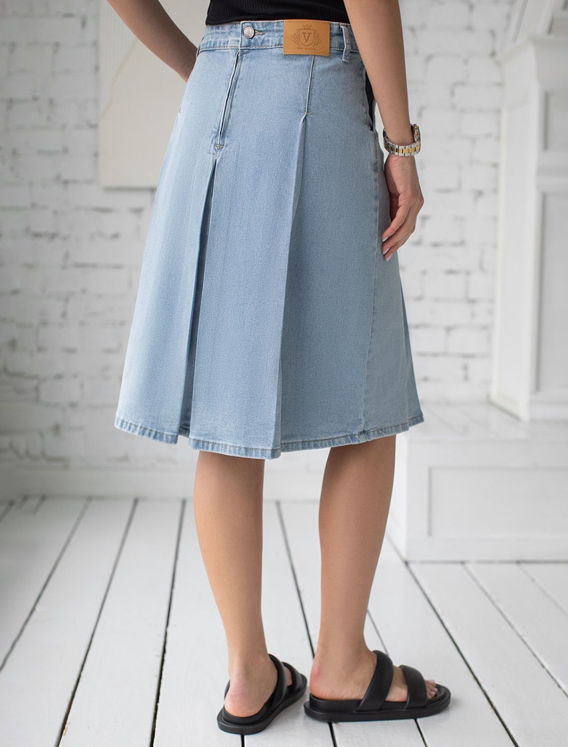 Юбка из эластичного денима D56.059 светло-голубой