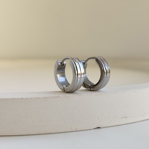 Серьги из стали