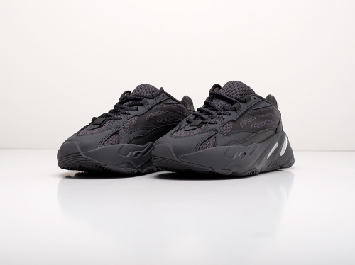 Кроссовки Adidas Yeezy Boost 700 v2