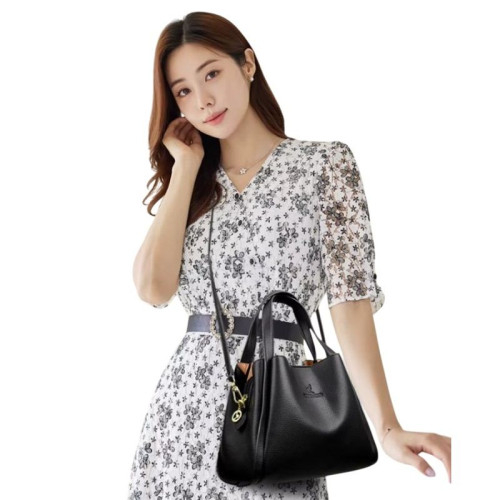 Женская кожаная сумка 1079 BLACK