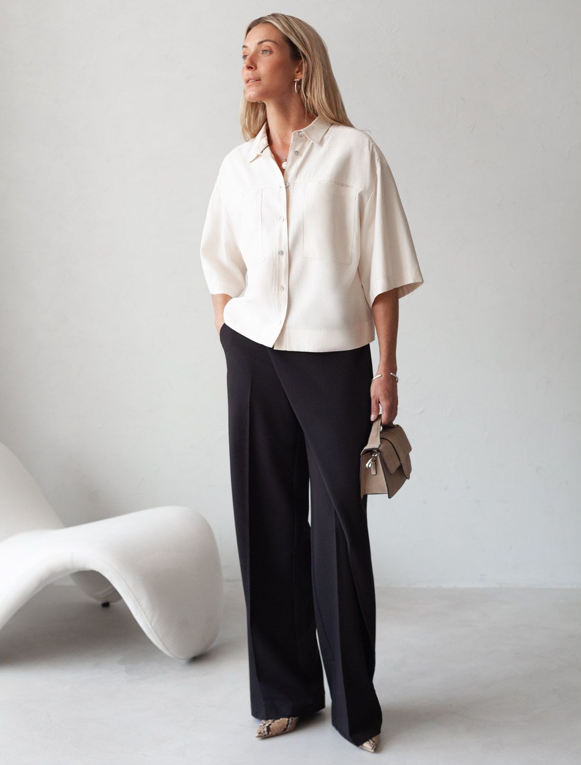 Блузка из плотного лиоцелла D29.267 кокосово-молочный