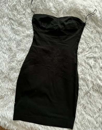 40-42р. Маленькое чёрное платье Zara