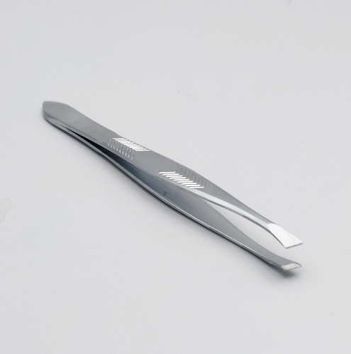 Zinger Пинцет для бровей скошенный / Standard 86012 M, 88 мм, серебристый матовый