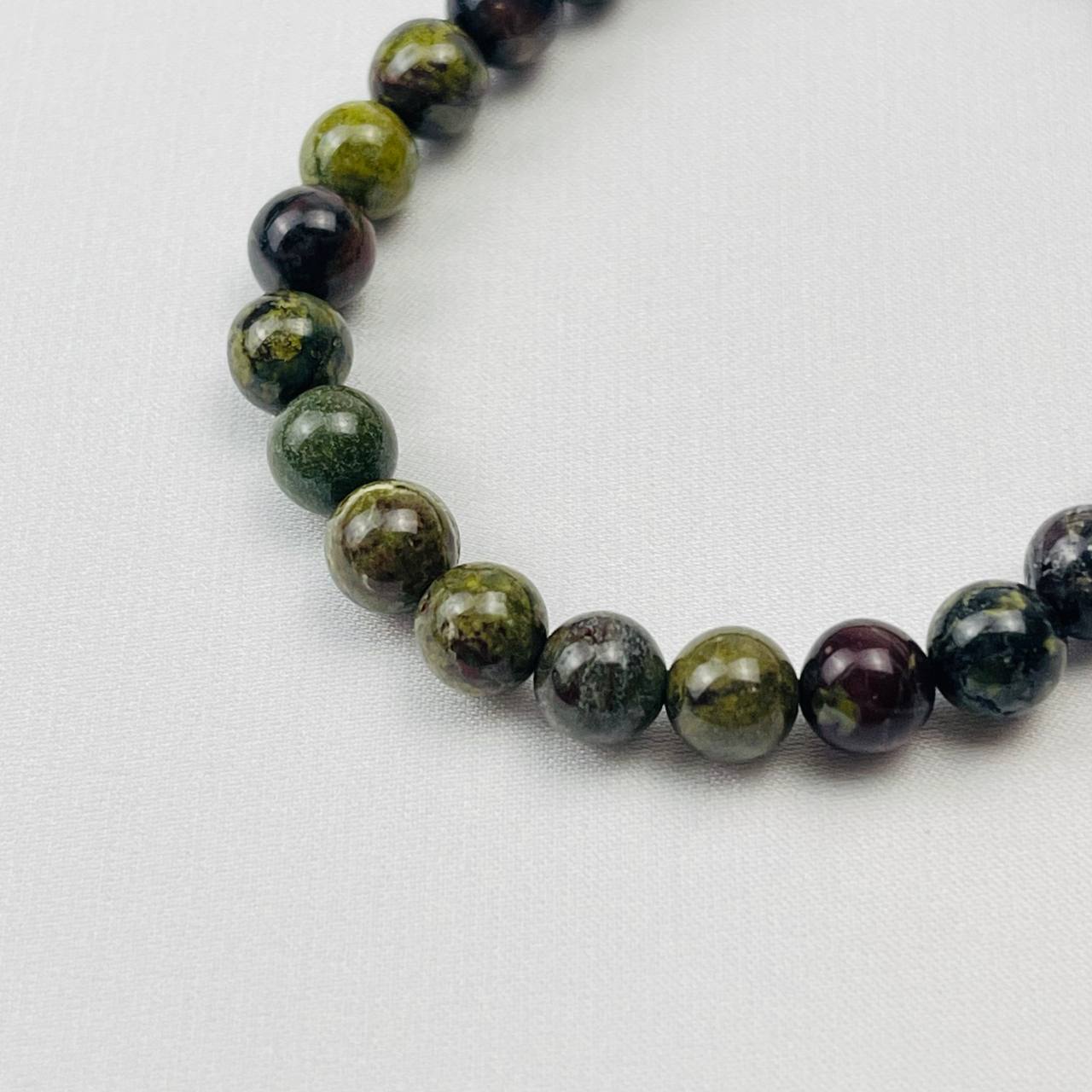 Радуга Самоцветов Браслет из зеленой Яшмы (Кровь дракона)