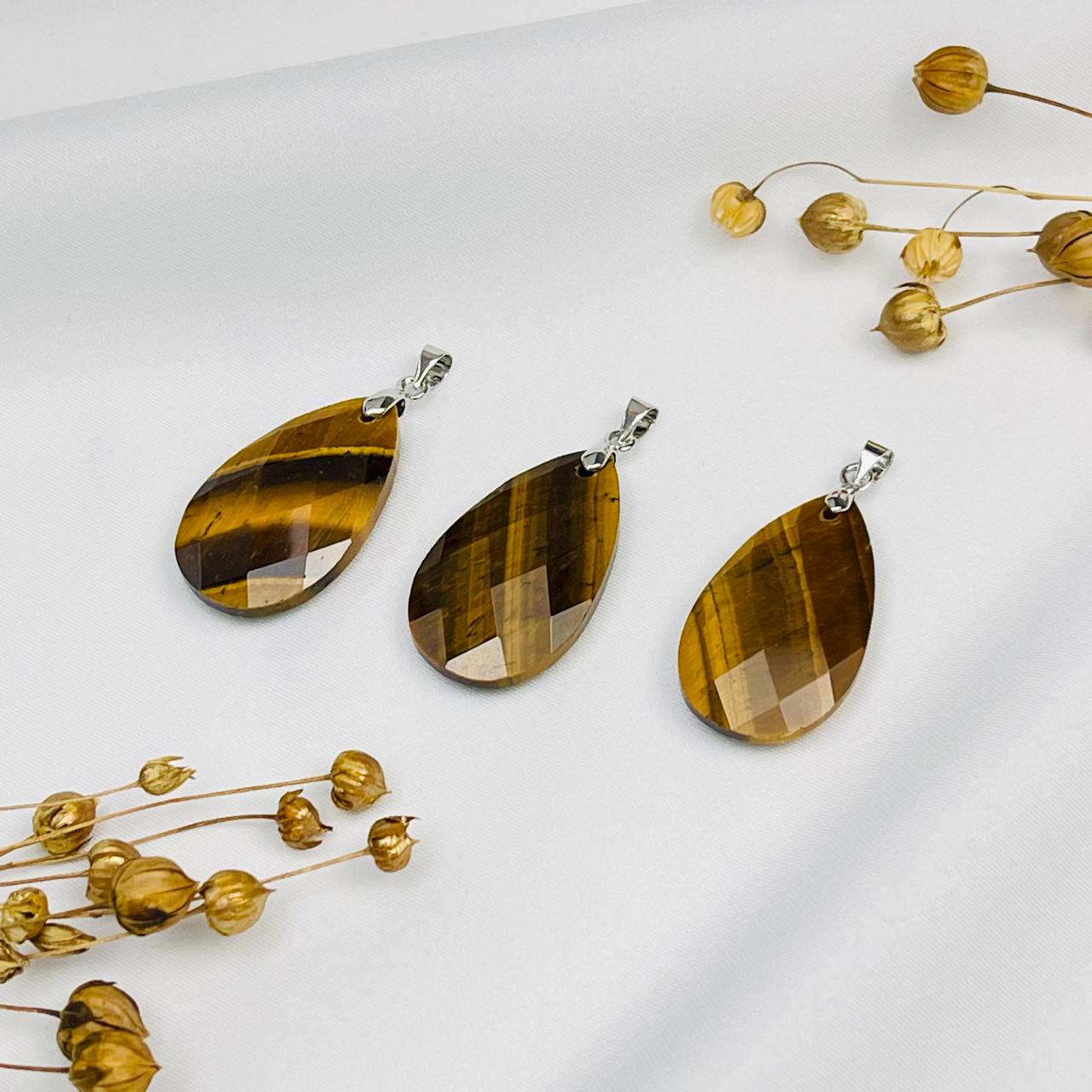 Радуга Самоцветов Кулон из Тигрового глаза