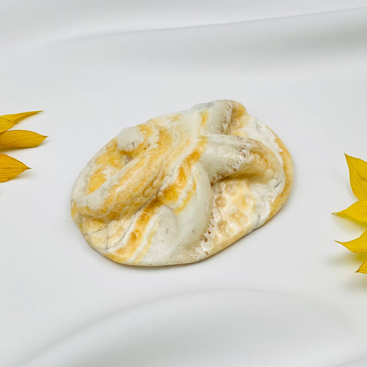 Радуга Самоцветов Морская звезда резная из камня Кальцит