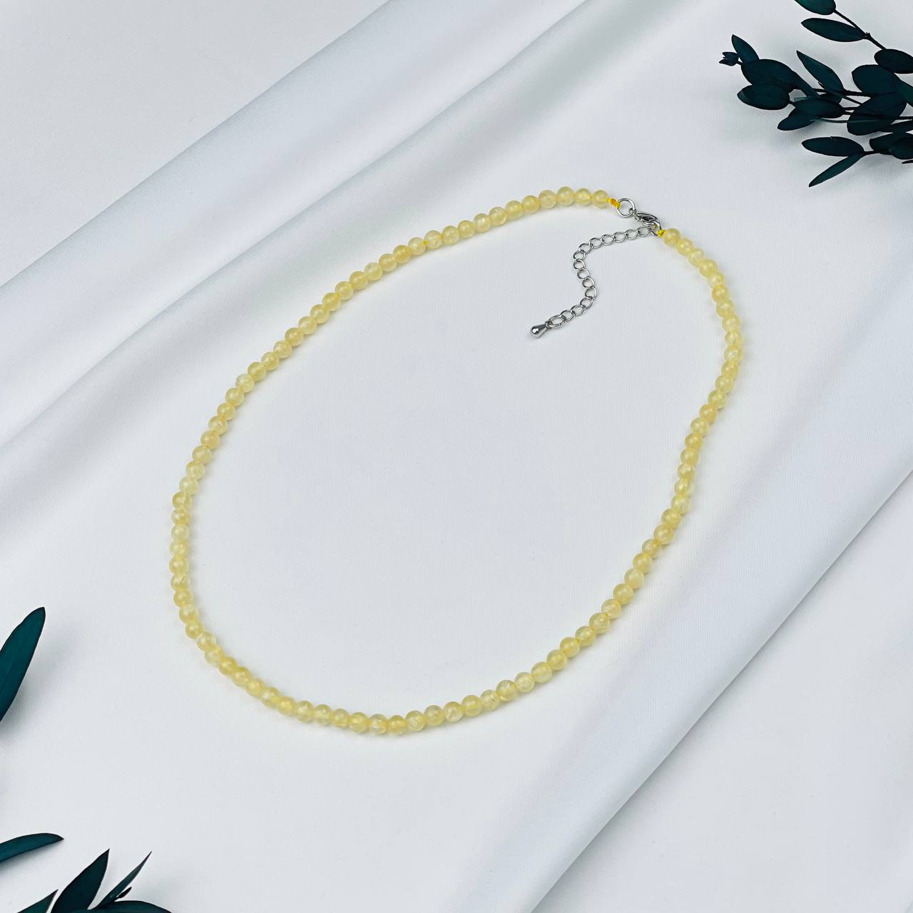 Радуга Самоцветов Колье из Селенита