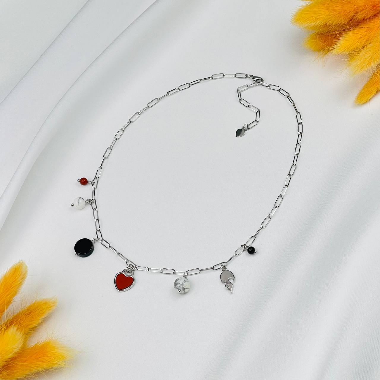 Радуга Самоцветов Колье на цепочке с Агатом, Говлитом и Яшмой