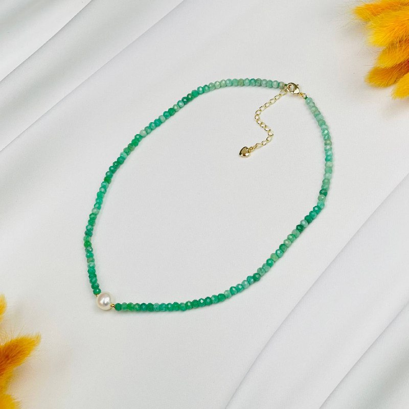 Радуга Самоцветов Колье из зеленого Берилла и Жемчуга