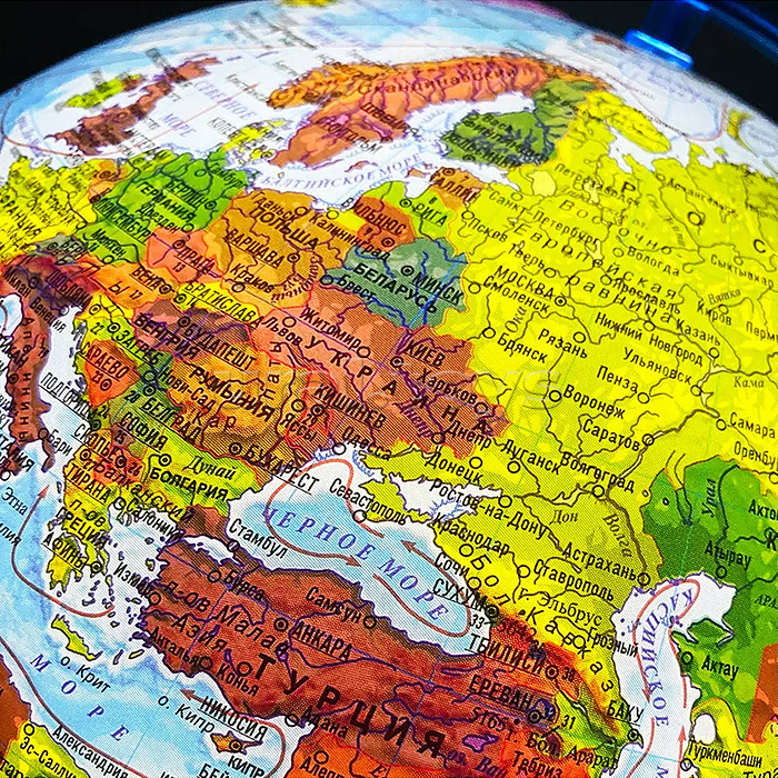 Интерактивный глобус Земли политический с подсветкой 250мм. от батареек.