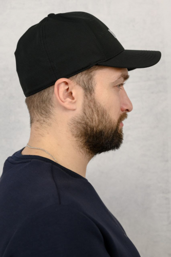 Бейсболка с логотипом Levis