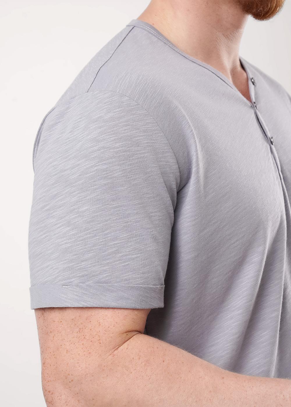 Ст.цена 899р CLE 552533/23о_п Футболка мужская 552533/23о_п Серый