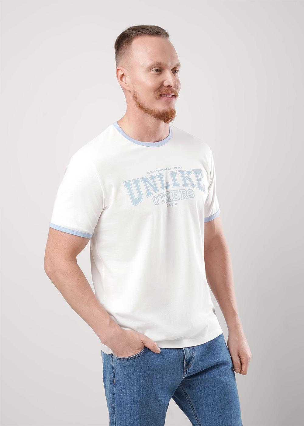 Ст.цена 699р CLE 552525/21кд_п Футболка мужская 552525/21кд_п молочный