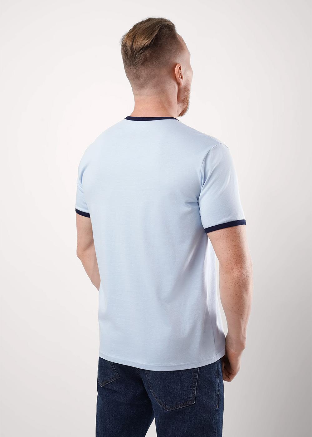 Ст.цена 699р CLE 552525/21кд_п Футболка мужская 552525/21кд_п св.голубой