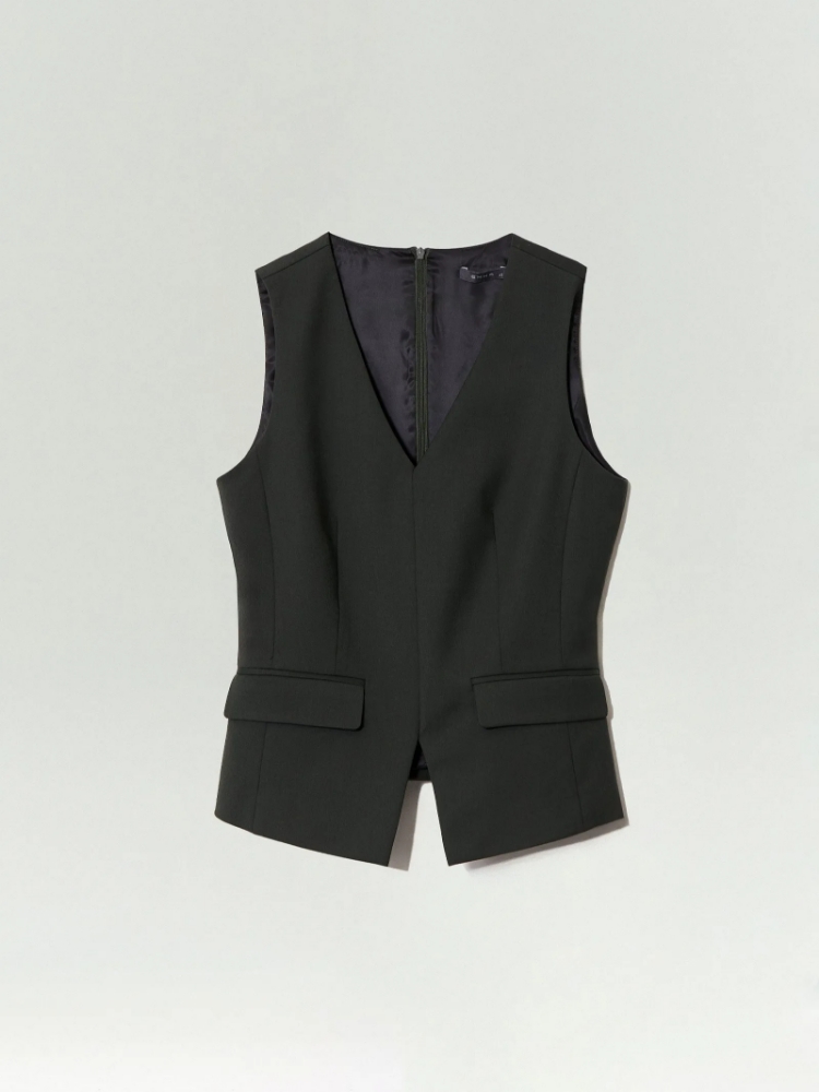Однобортный жилет из вискозы и шерсти ,
58% полиэстер, 21% шерсть, 18% вискоза, 3% эластан ,