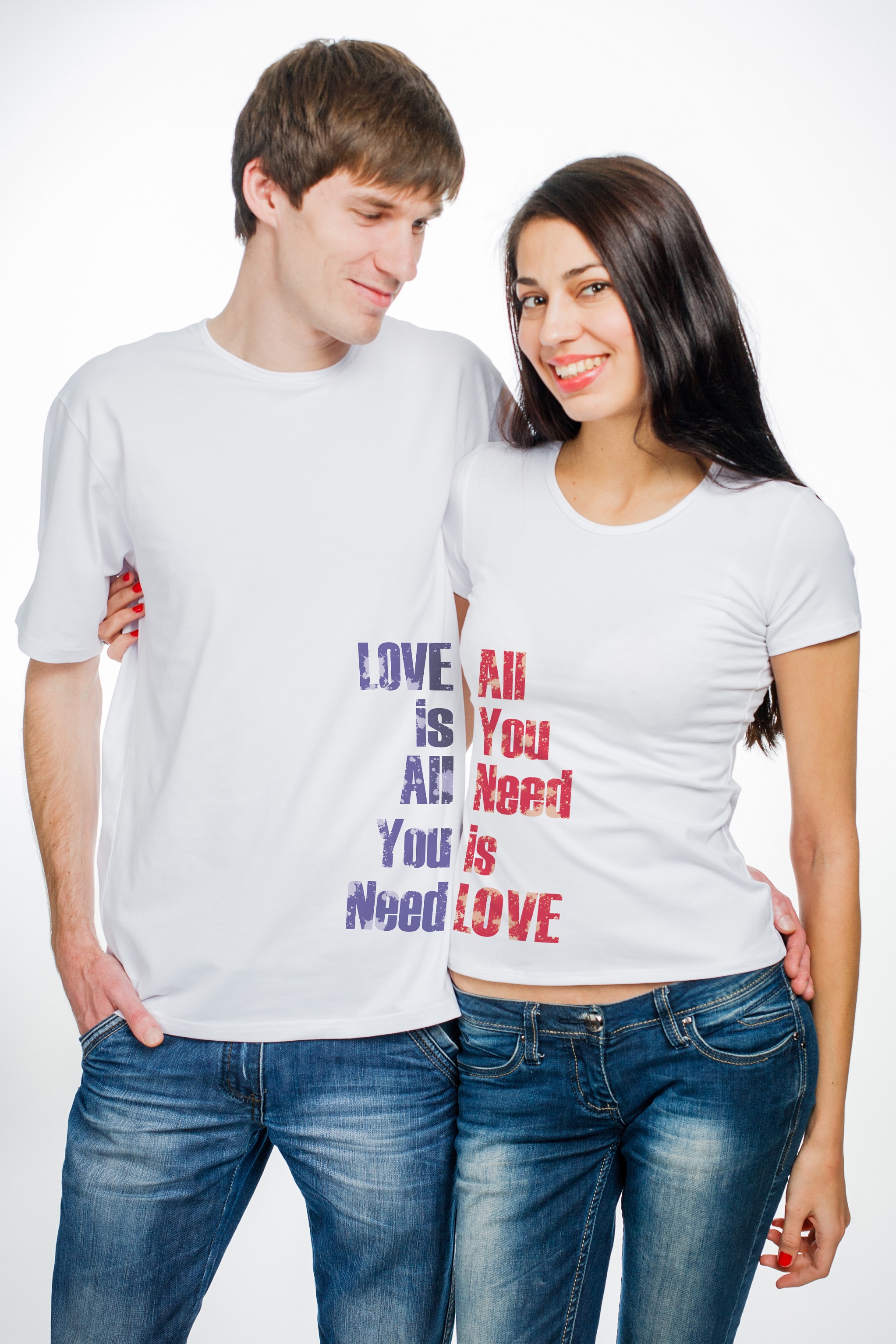 Парный статус для двоих. Парные футболки. Футболки для пары влюбленных. Парные футболки для парня и девушки. Парные футболки белые.