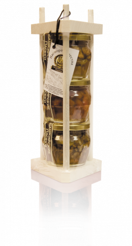 Мёд Башкирский набор Пирамида ст. б. в дерев. лотке 3*180 гр. (миндаль, курага, грецкий орех)