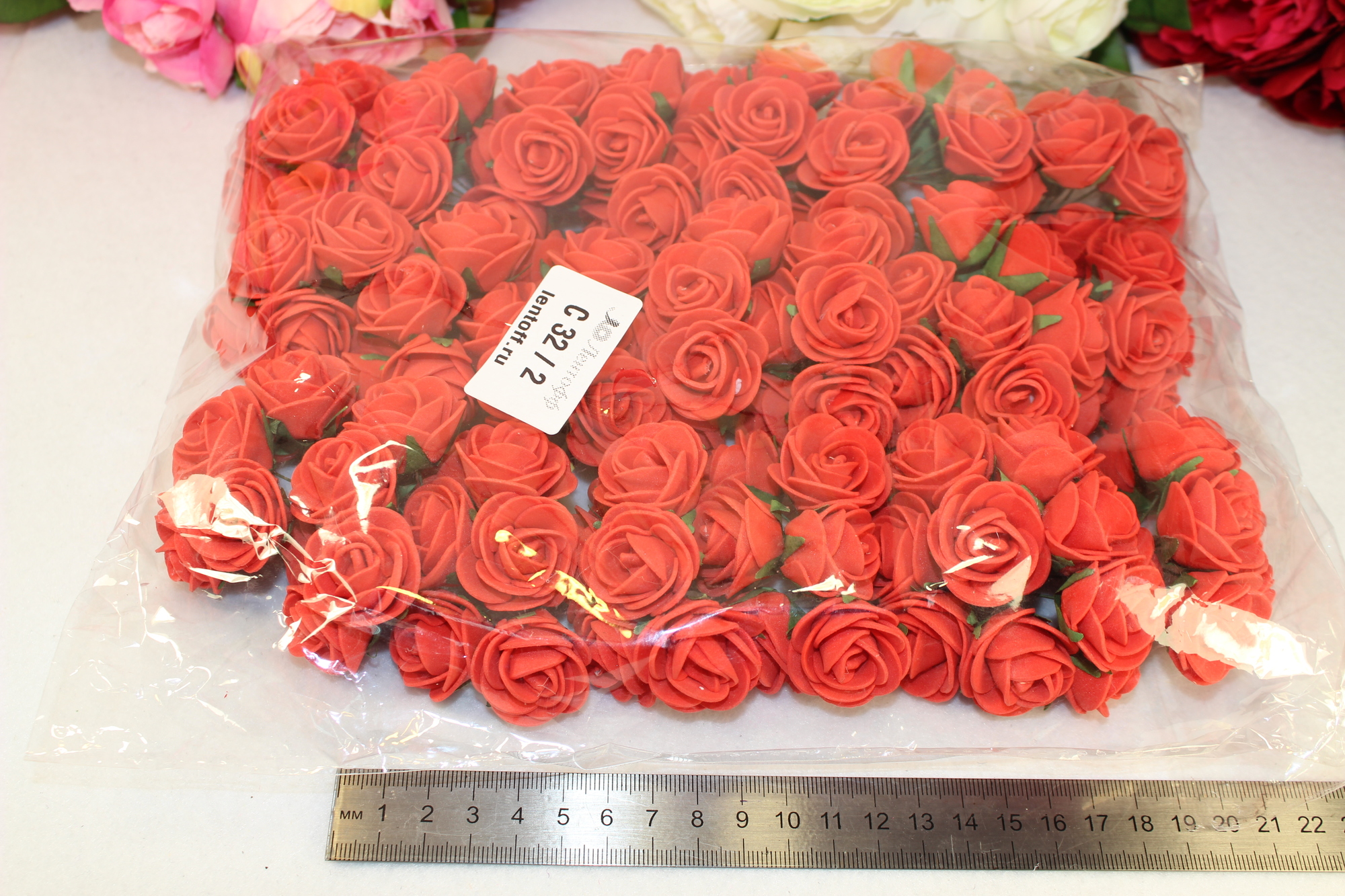 Купить розы в ижевске. Розы в фоамиране. Розы из фоамирана 144шт. Покупка роз. Красные розы в фоамиране 100 штук.
