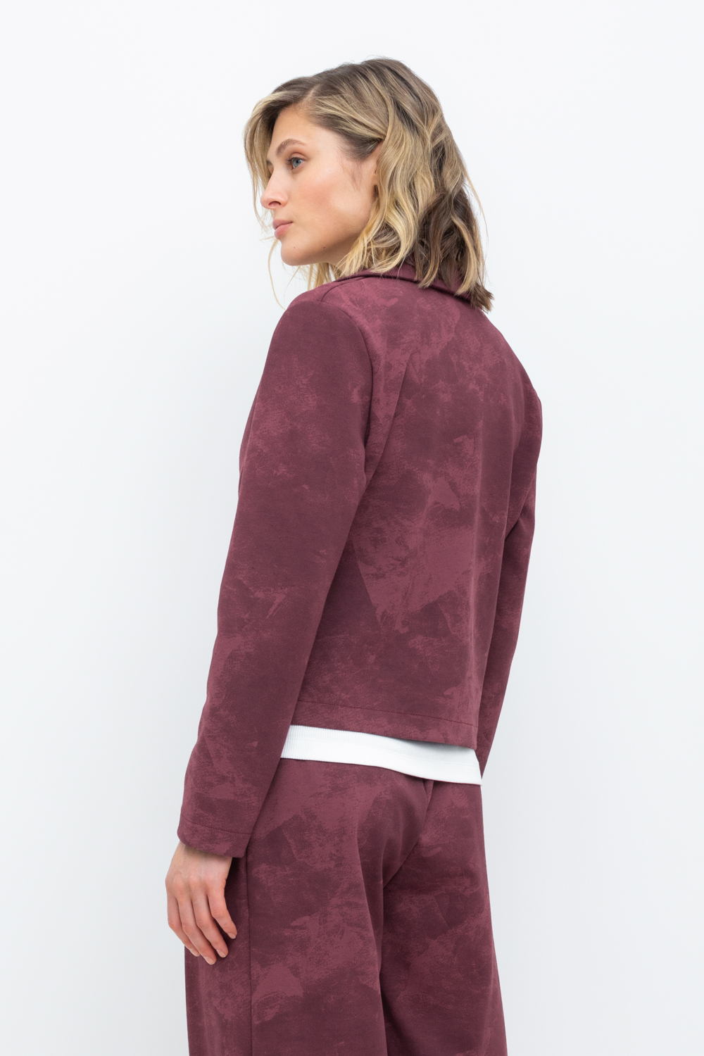 VN Жакет ЕВТ 3247 сливовое вино, эффект замши VN