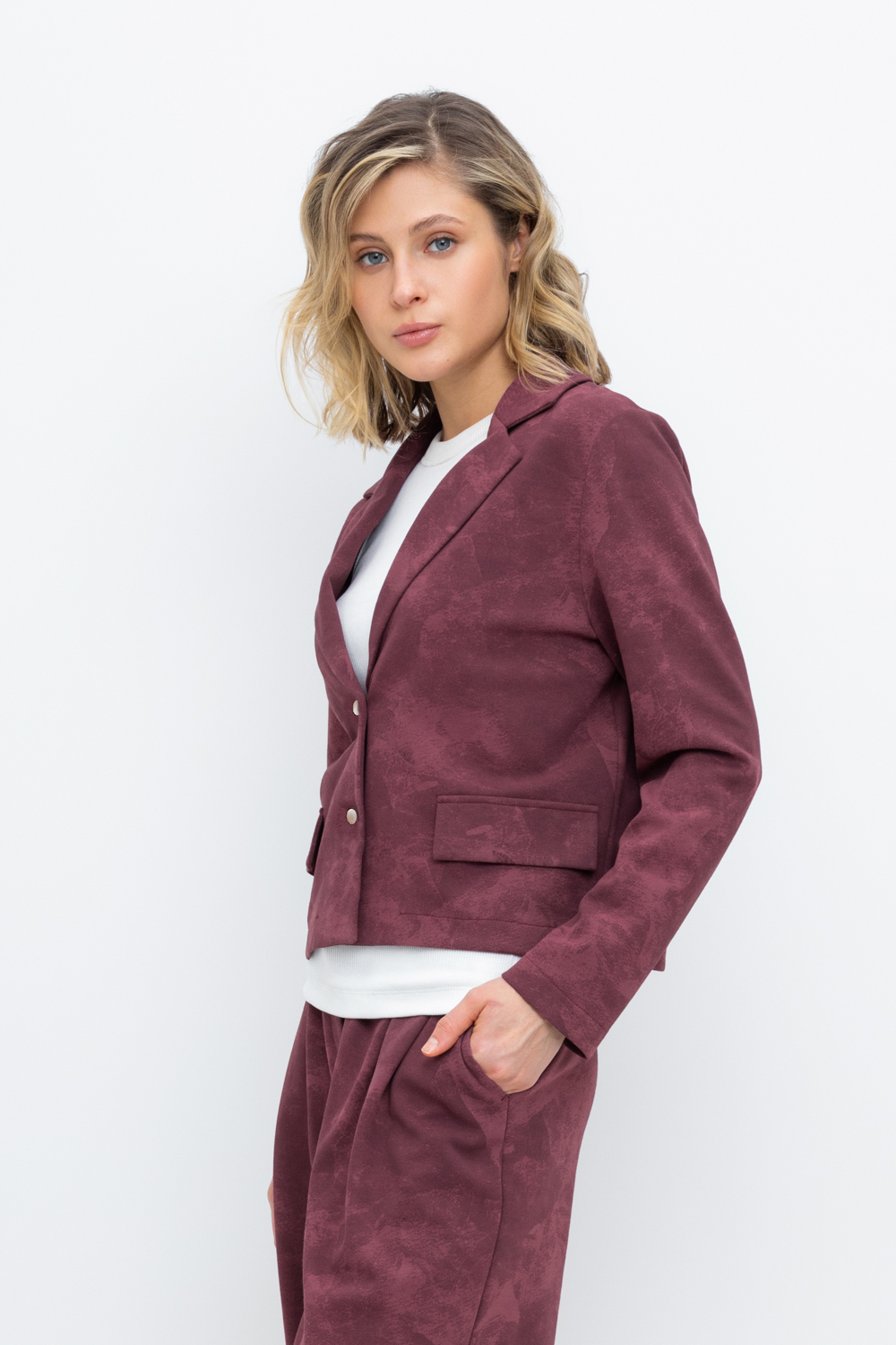 VN Жакет ЕВТ 3247 сливовое вино, эффект замши VN