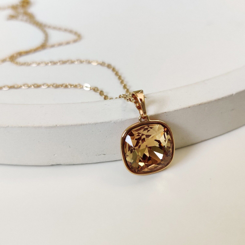 Подвеска с кристаллами Swarovski
