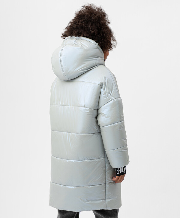 2925 р. 4500 р. Пальто зимнее с капюшоном серебристое Button Blue