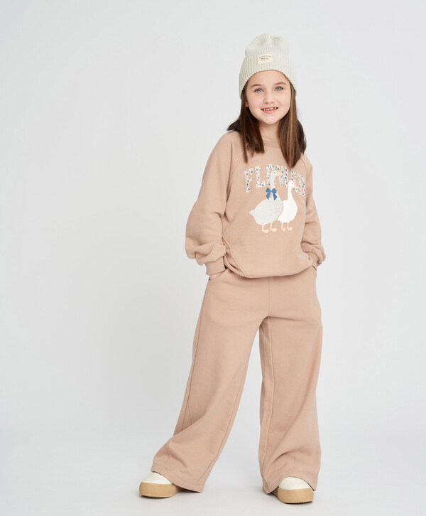 1225 р.  1750 р.  Брюки палаццо для девочки коричневые с поясом на резинке Button Blue