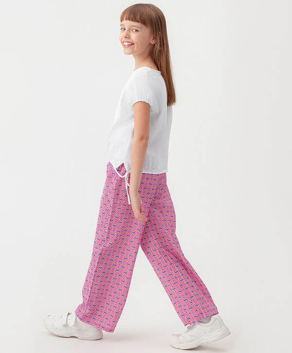 1200 р. 1500 р. Брюки прямые с поясом на резинке розовые Button Blue