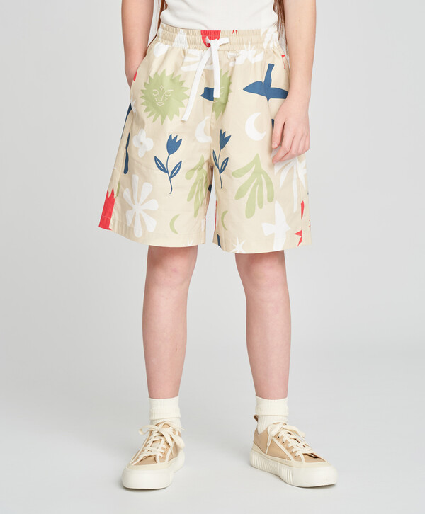 1330 р.  1900 р.  Шорты легкие для девочки с принтом и карманами мультицвет Button Blue