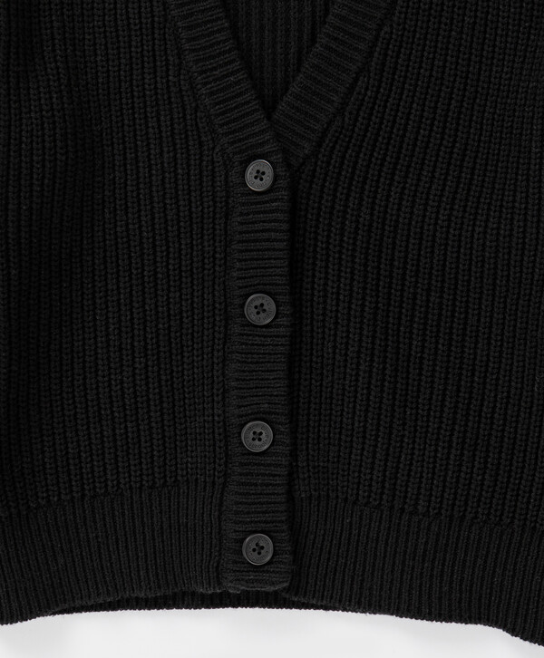 Кардиган крупной вязки черный Button Blue