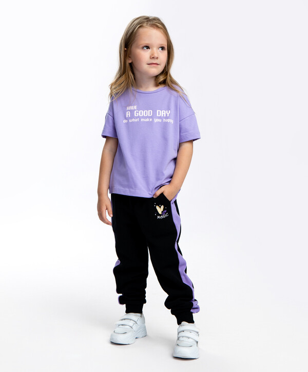 240 р. 480 р. Футболка с принтом сиреневая Button Blue