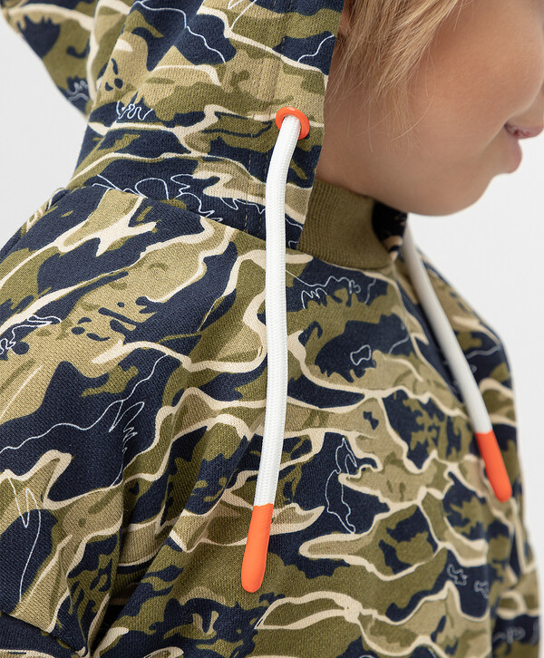 943 р.  1450 р.  Худи с карманом в стиле милитари Button Blue