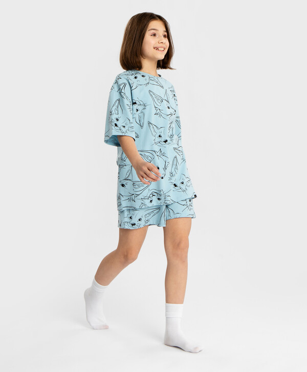 700 р. 1000 р. Пижама с шортами и футболкой с коротким рукавом с котами голубая для девочки Button Blue