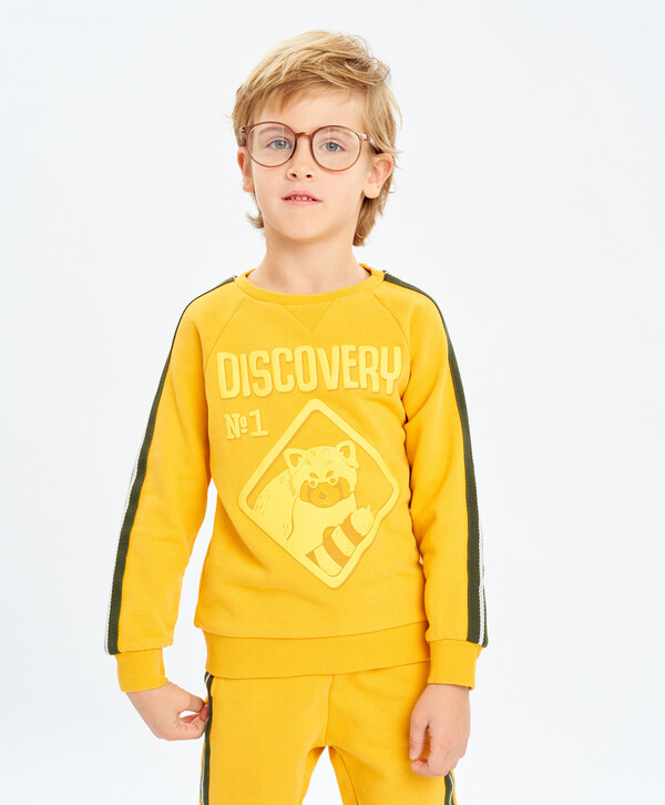 1064 р.  1330 р.  Толстовка с лампасами и принтом Button Blue