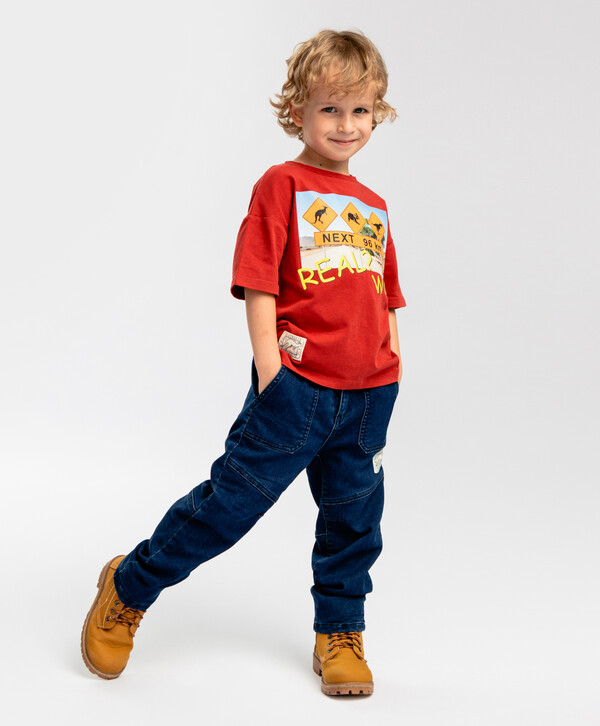 640 р.  800 р.  Футболка с принтом красная Button Blue