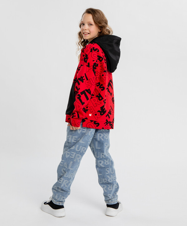 1840 р. 2300 р. Джинсы mom fit из с принтом для девочки Button Blue