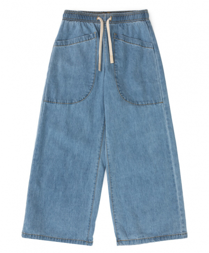 1720 р.  2150 р.  Джинсы relaxed fit с карманами голубые для девочки Button Blue