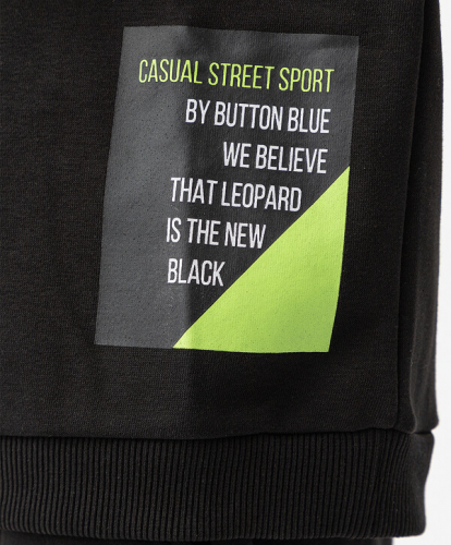 910 р.  1400 р.  Свитшот с манжетами черный Button Blue