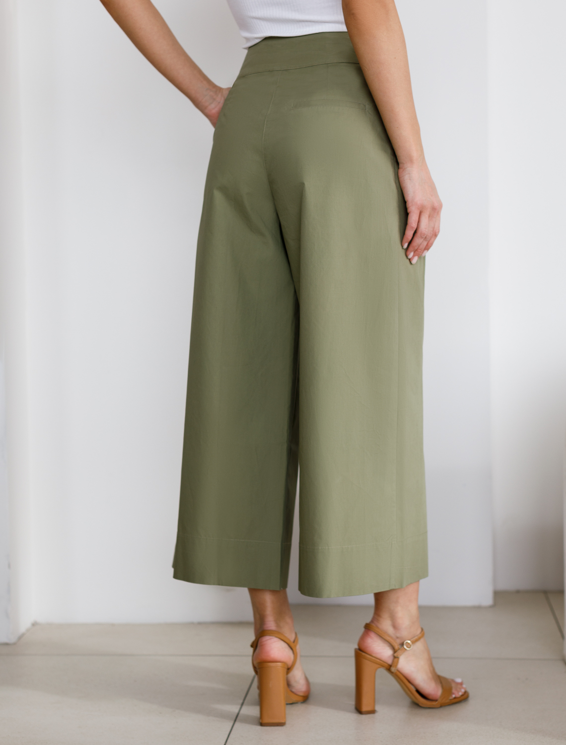 Кюлоты А-силуэта из легкого хлопкового поплина D24.233 светло-оливковый