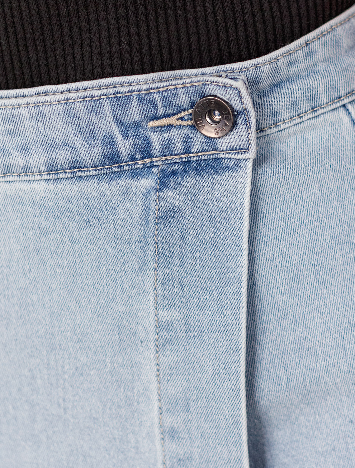 Юбка на запАх из эластичного денима D56.112 светло-голубой