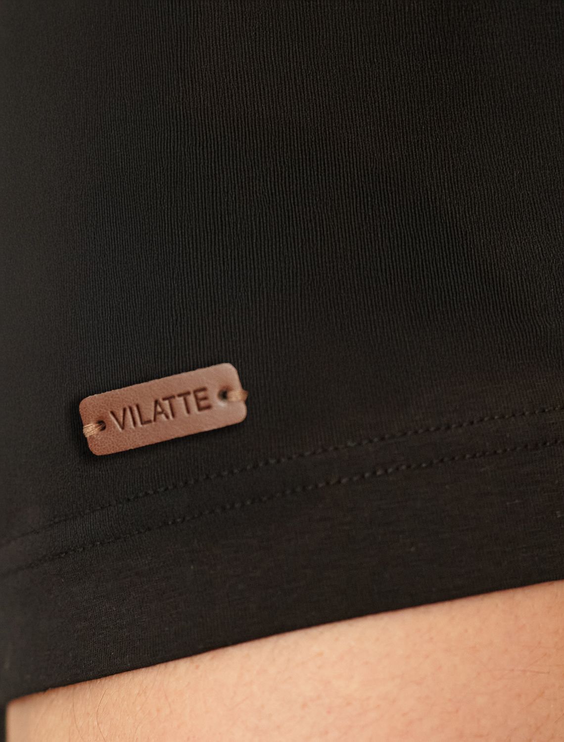 Футболка из премиального хлопка с авторским принтом U49.045 черный_shark