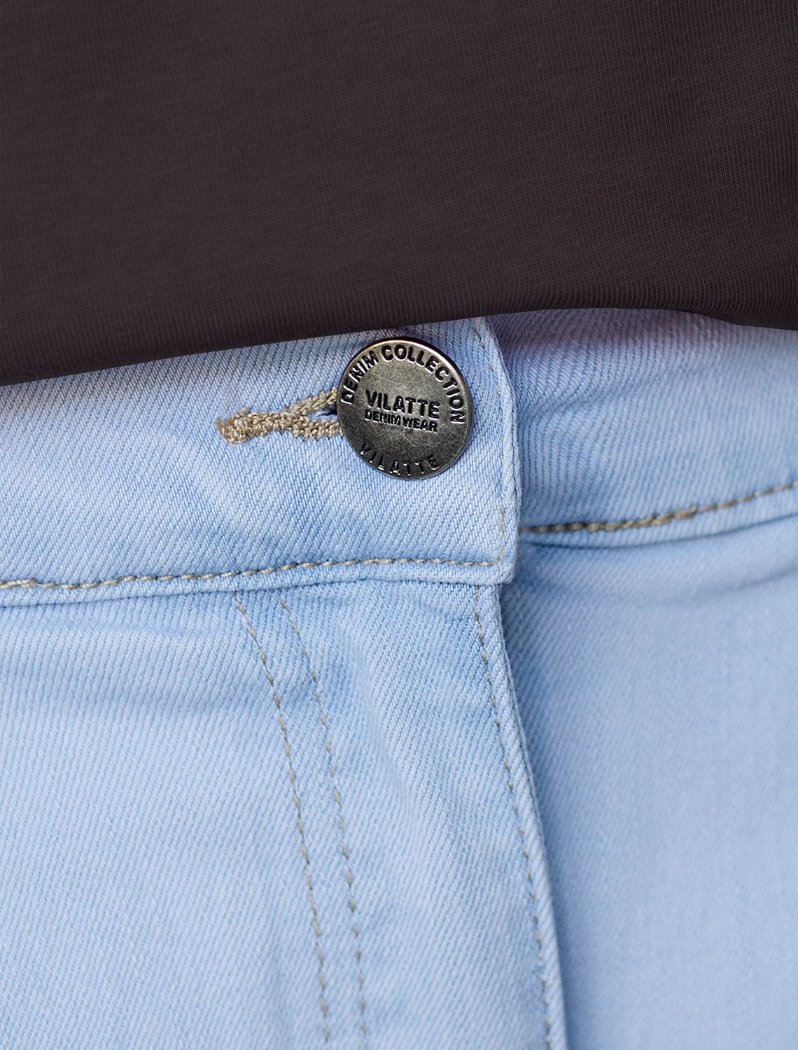 Джинсы из эластичного денима с резинкой на поясе D54.094 светло-голубой