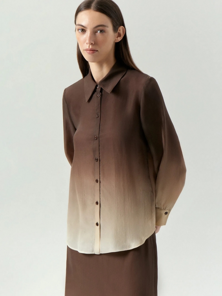 Рубашка с градиентом ,
100% вискоза ,