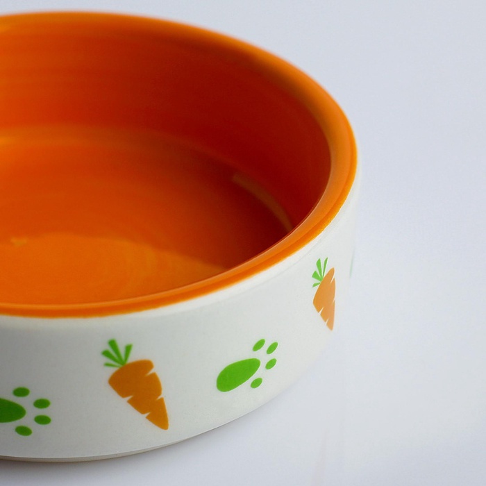 Миска керамическая с морковками, 70 мл, 8,8 х 8,8 х 3 см, белая/оранжевая