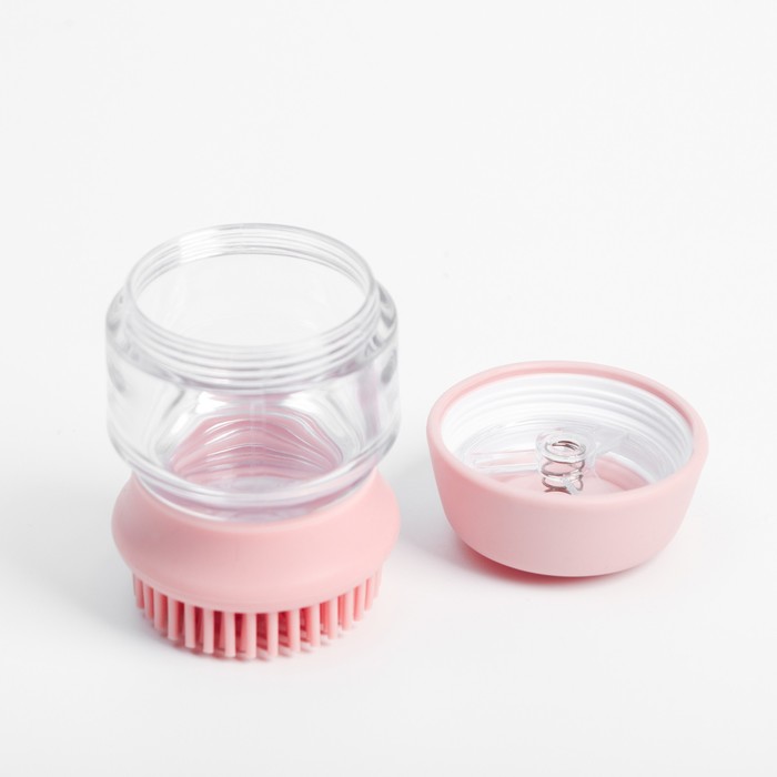 Щётка для мытья и массажа собак с ёмкостью для шампуня и 2 насадками, 5.8х5.8х9 см, розовая