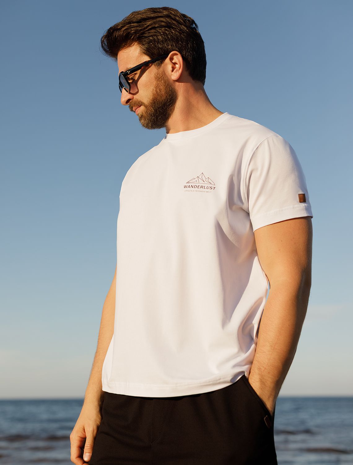 Футболка из премиального хлопка с авторским принтом