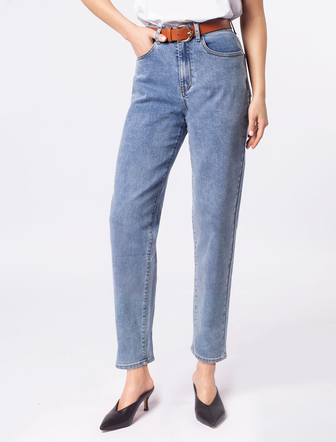 Ст.цена 2340р Джинсы mom-fit из эластичного денима D54.243 голубой
