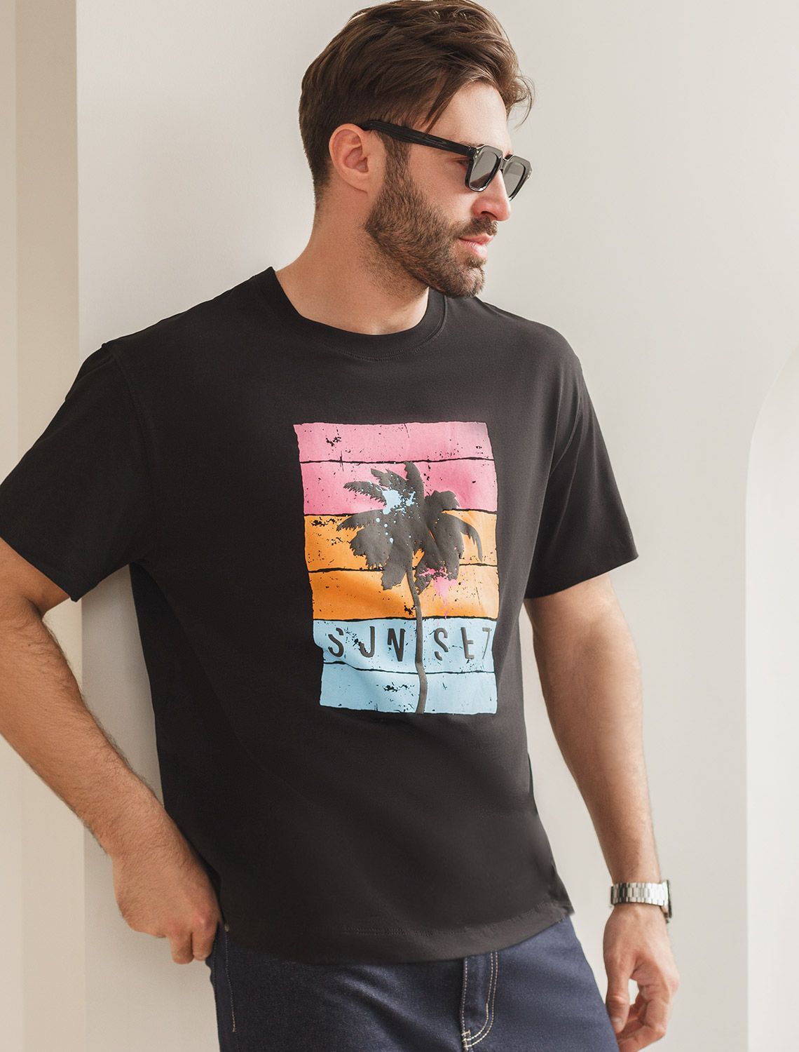 Свободная футболка с авторским принтом U49.048 черный_sunset