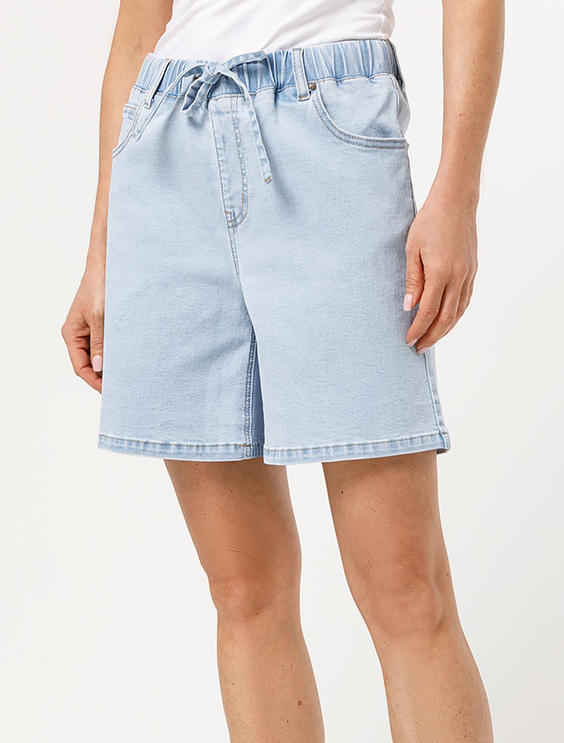 Шорты из эластичного денима D58.027 светло-голубой
