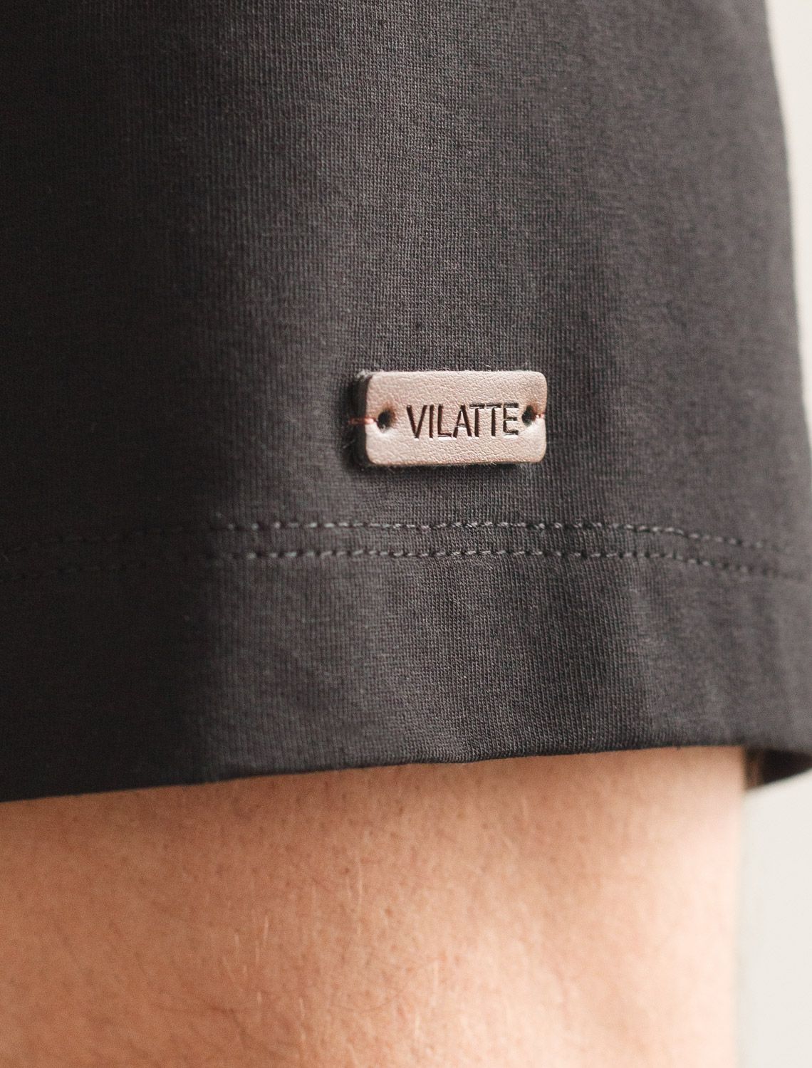 Свободная футболка с авторским принтом U49.048 черный_sunset